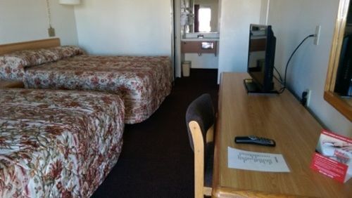 Lancaster Inn Motel