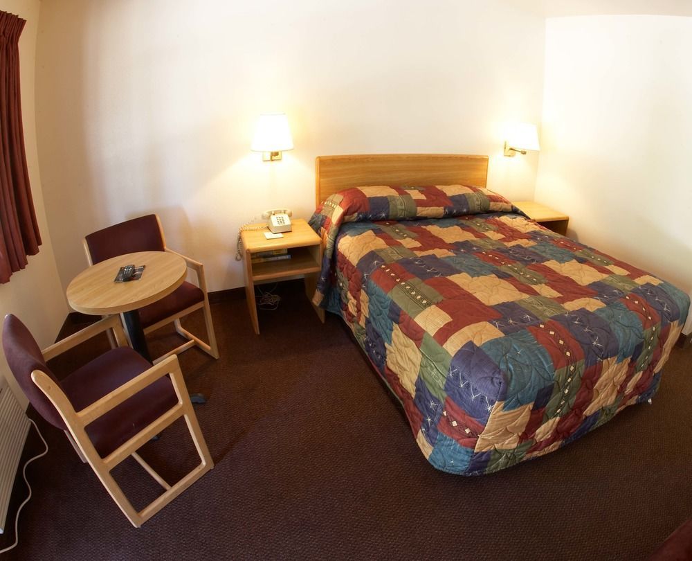 Lancaster Inn 2*